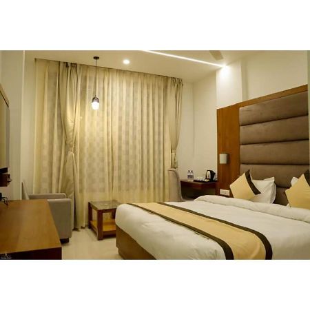 Hotel Prime Residency Chhatarpur Εξωτερικό φωτογραφία